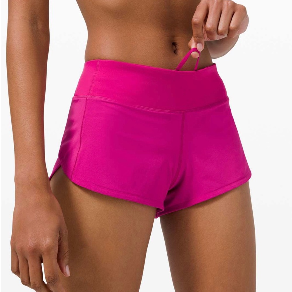 Lululemon Speed Up 2.5 shorts
